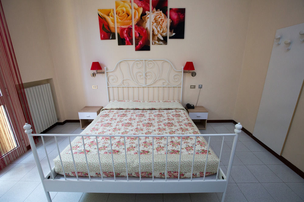 Hotel Arcoveggio Bologna Kültér fotó