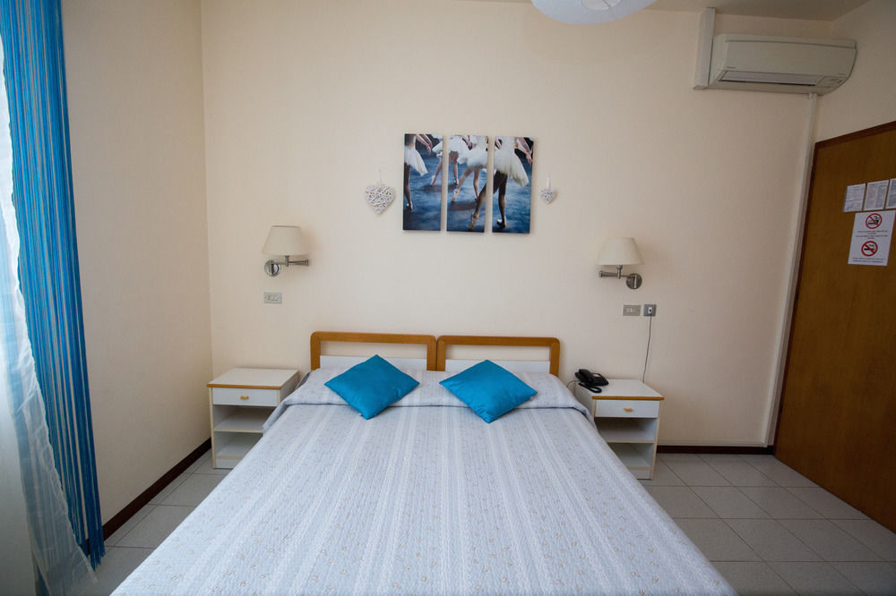 Hotel Arcoveggio Bologna Kültér fotó